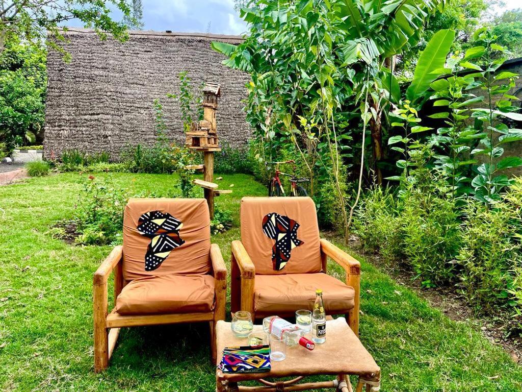 Charming Eco-Homestay Near Kilimanjaro International Airport Arusha Bagian luar foto