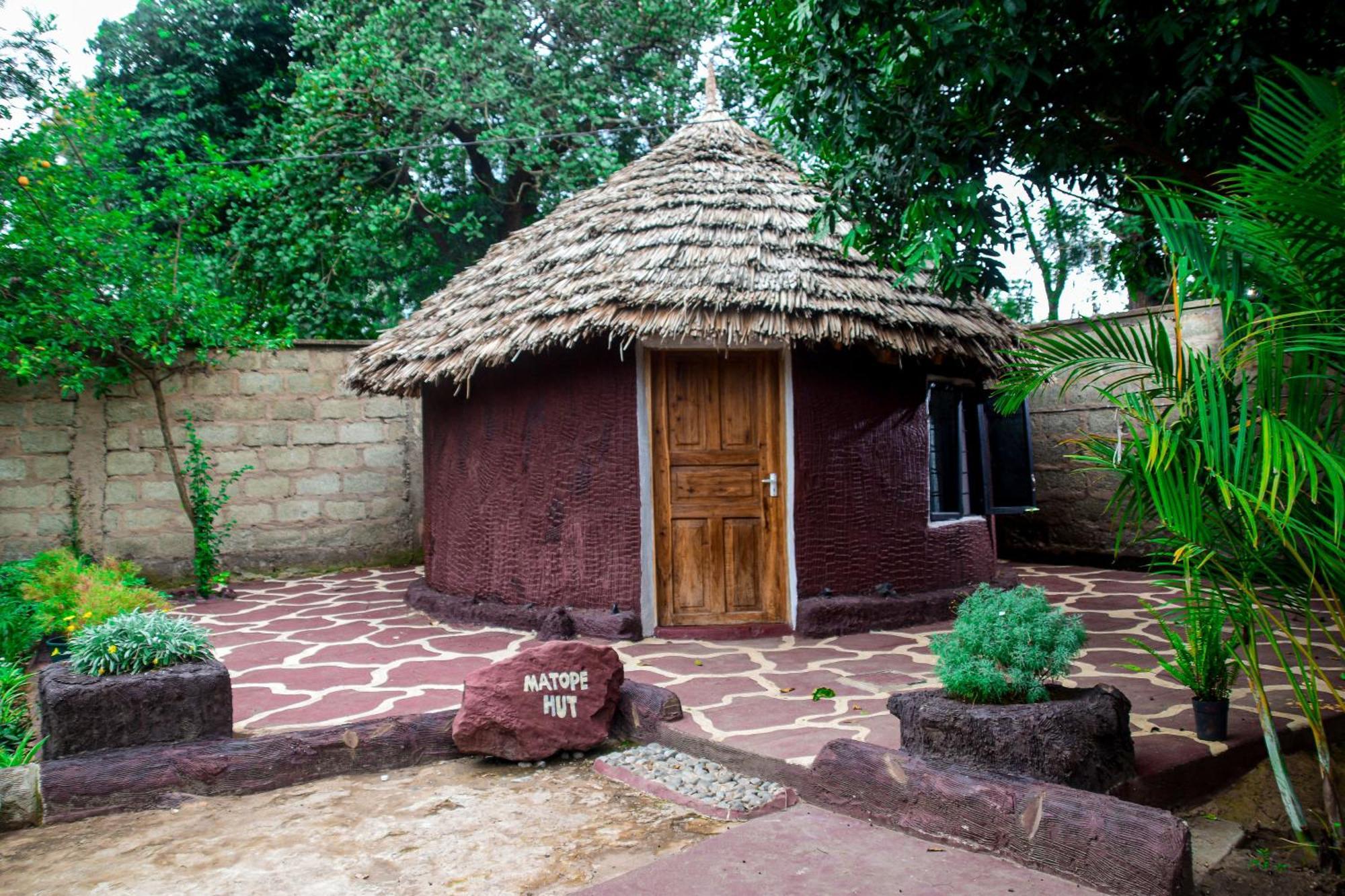 Charming Eco-Homestay Near Kilimanjaro International Airport Arusha Ruang foto